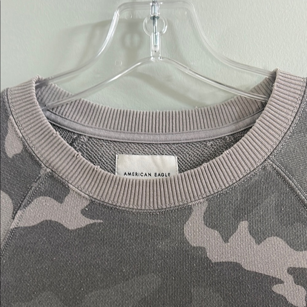 *SOLD* American Eagle Outfitters Gray Camouflage Crewneck Sweater, Size XS - Picture 5 of 7